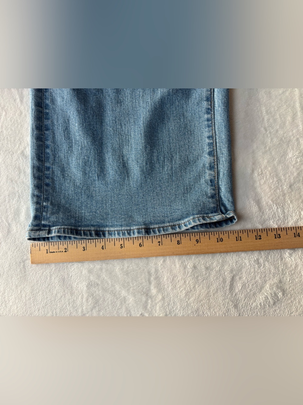 Uniqlo High Rise Wide Straight Leg Jeans Medium Wash Blue Denim Size 32 - Picture 15 of 15